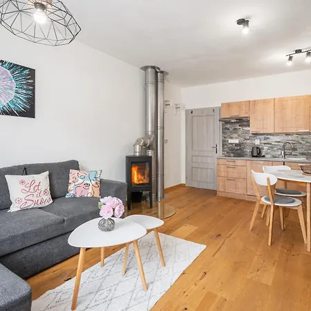 Klea - 24h Reception - 2 Floors - Fireplace - Washer - Lots Of Attractions In The Area شقة